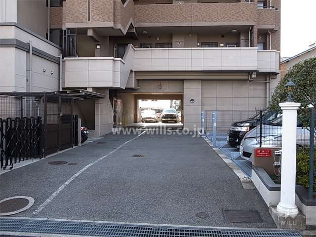 敷地内駐車場