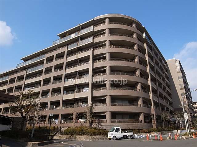 ステイツ千里古江台の外観（南東側から）