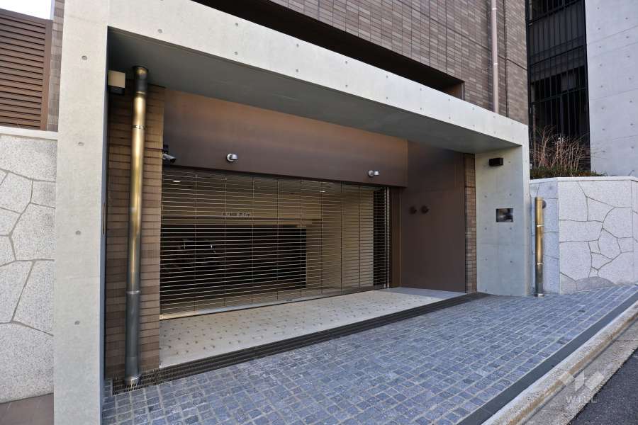 駐車場の出入り口