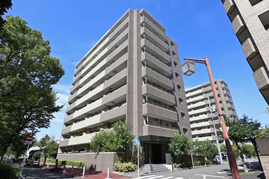 メイツ熱田八番リーフテラスS棟の外観（南東側から）