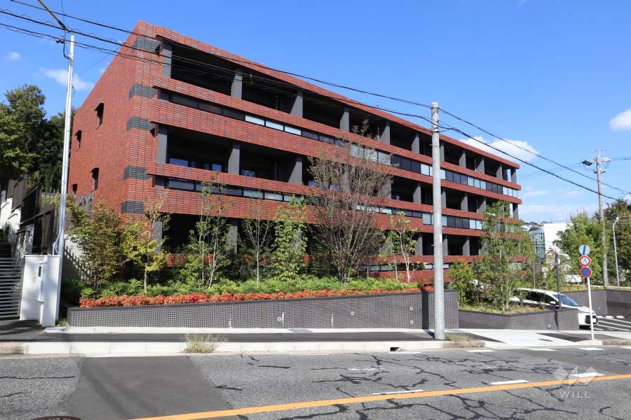 ダイアパレス八事柏木町の外観(南西側から)