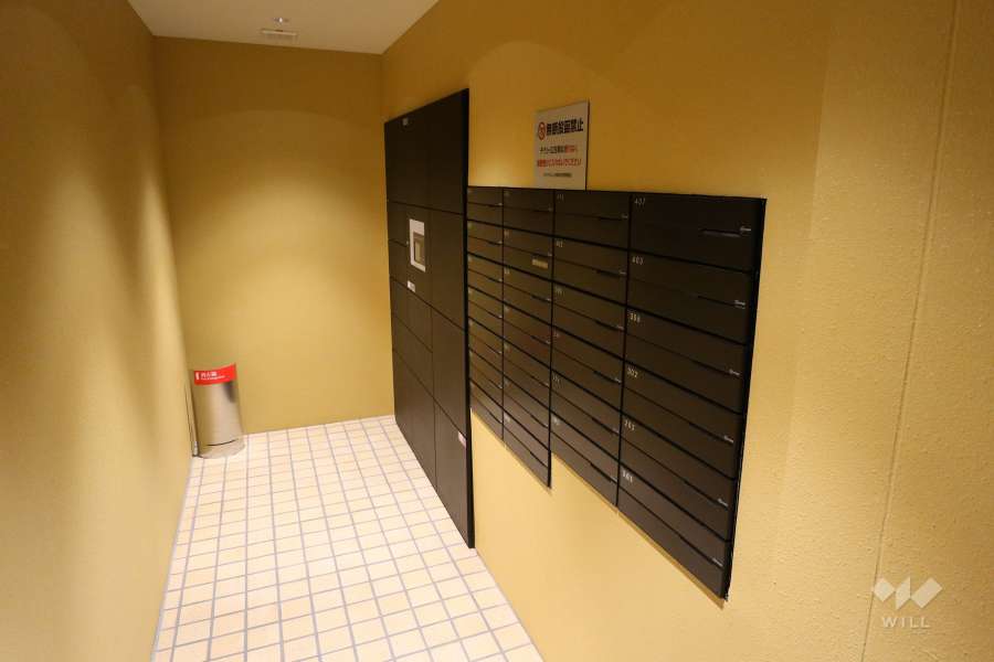 共用ポストと宅配ボックス