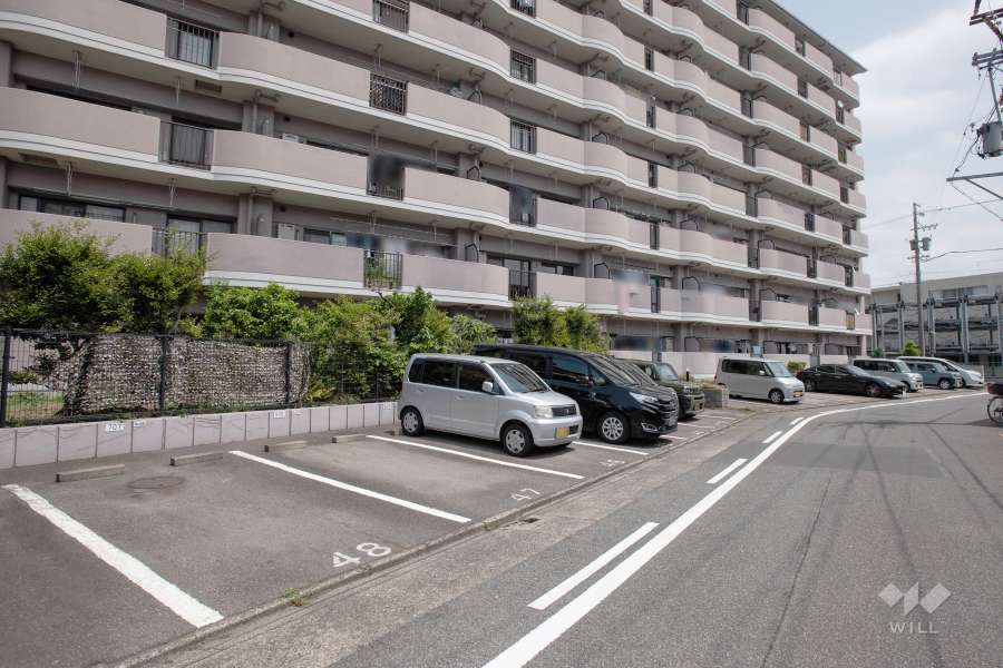 敷地内駐車場（屋外平面式）