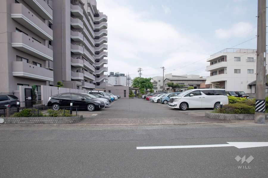 駐車場の出入り口