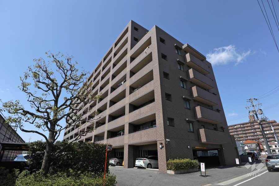 新瀬戸北山パーク・ホームズの外観（南東側から）