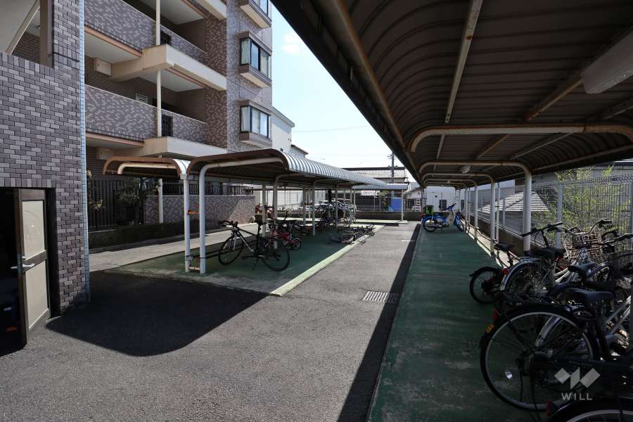 駐輪場、バイク置場