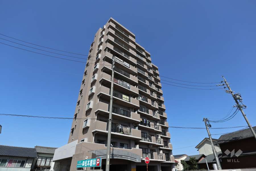 アピエス瀬戸末広町の外観（南西側から）