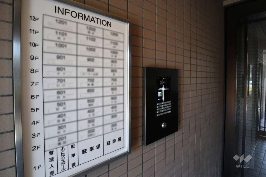 オートロックの操作盤、案内板