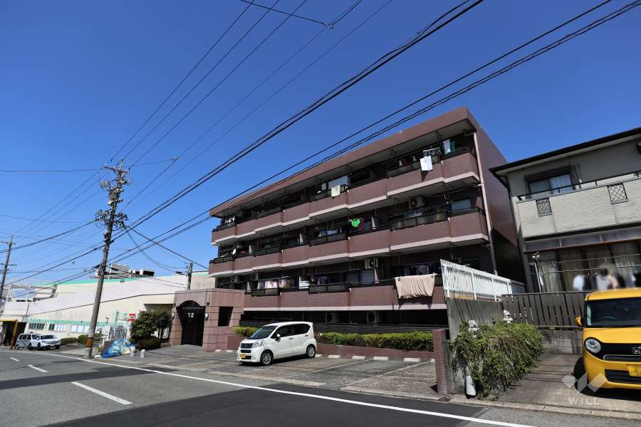 レインボー緑町の外観（南東側から）