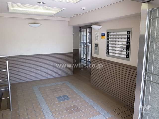 エントランスホール