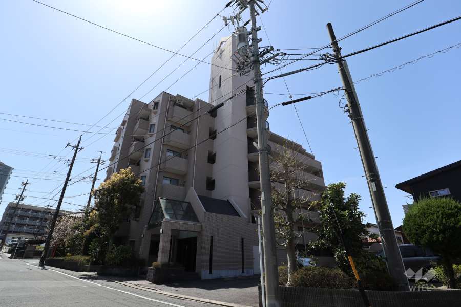 チサンマンション瀬戸菱野南の外観（北東側から）