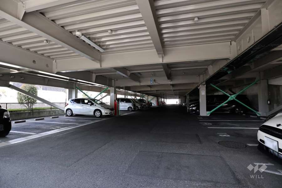 敷地内駐車場（屋内平面式）