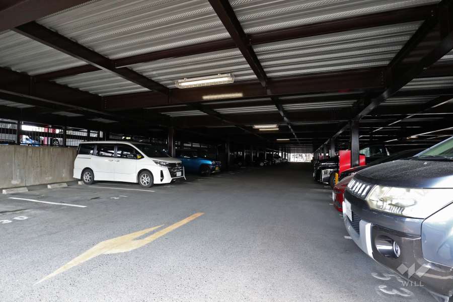 敷地内駐車場（屋内平面式）