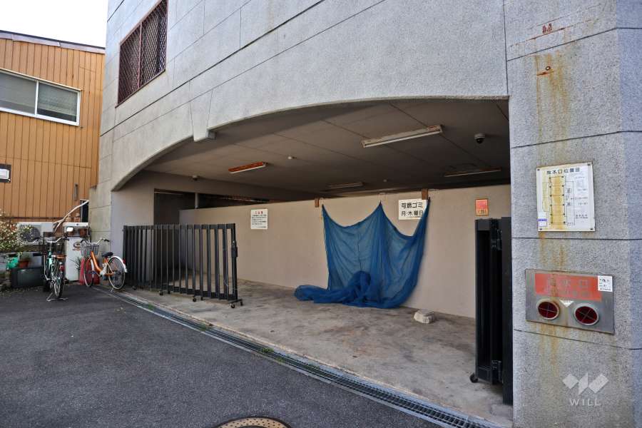 ゴミ置き場