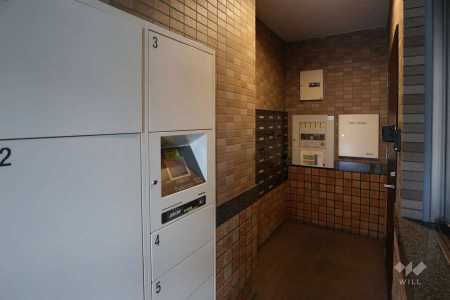 宅配ボックスと共用ポスト