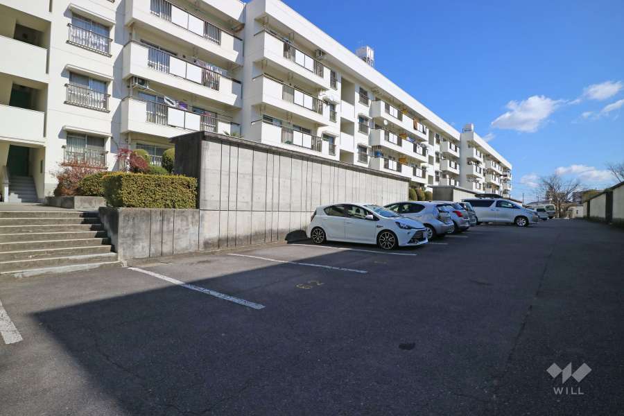 敷地内駐車場（屋外平面式）