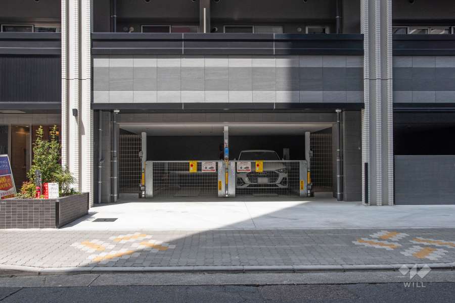 敷地内駐車場（屋内機械式）