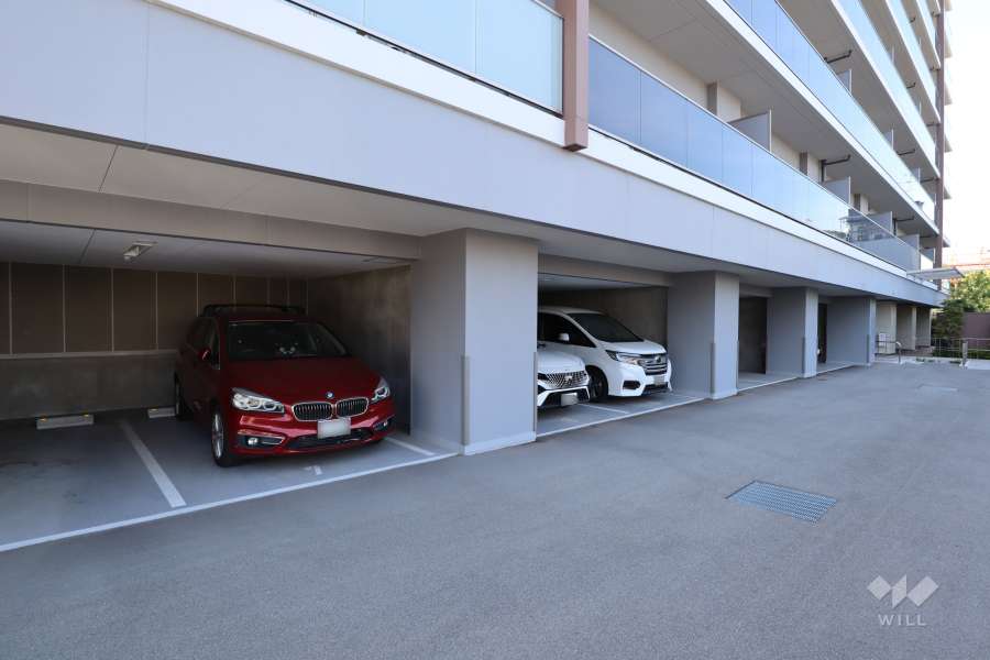 敷地内駐車場（屋内平面式）