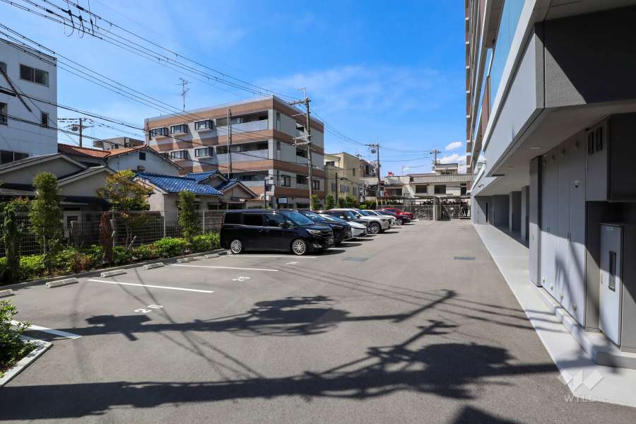敷地内駐車場（屋外平面式）