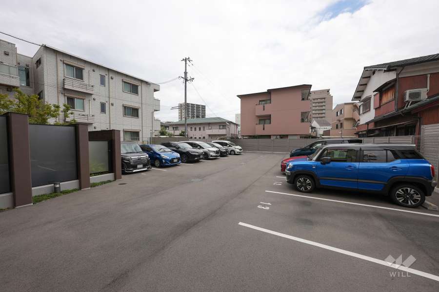 敷地内駐車場（屋外平面式）