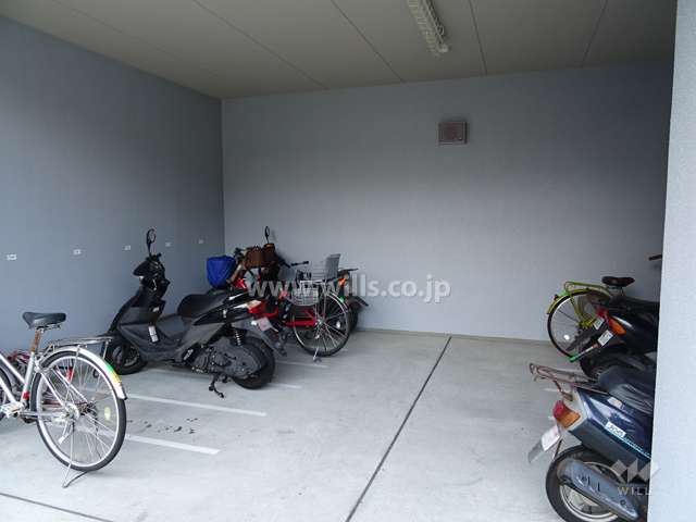 バイク置場
