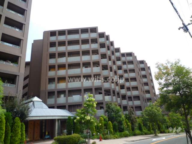 テラス北千里・古江台2番館の外観