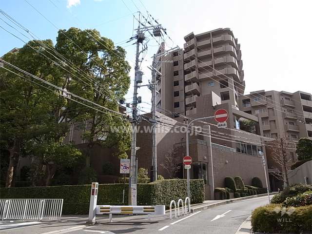 メゾン千里桃山台の外観（北側から）
