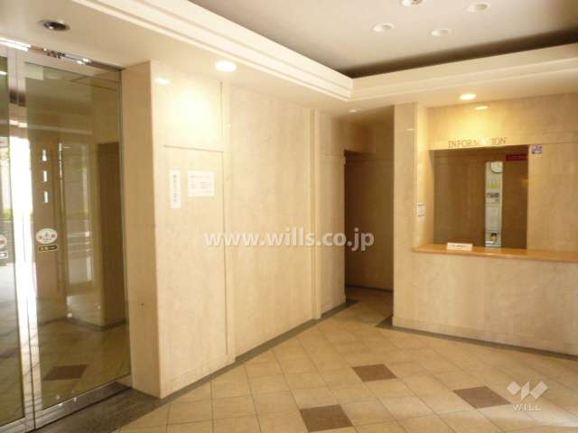 エントランスホール