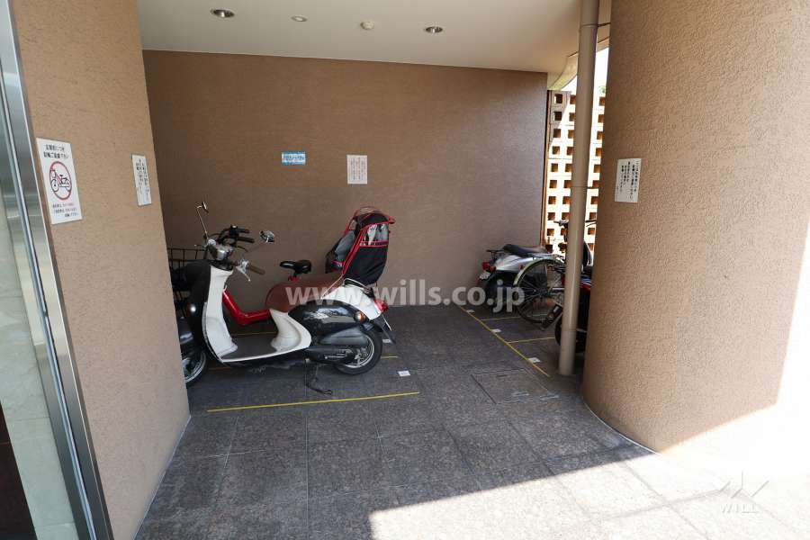 バイク置場