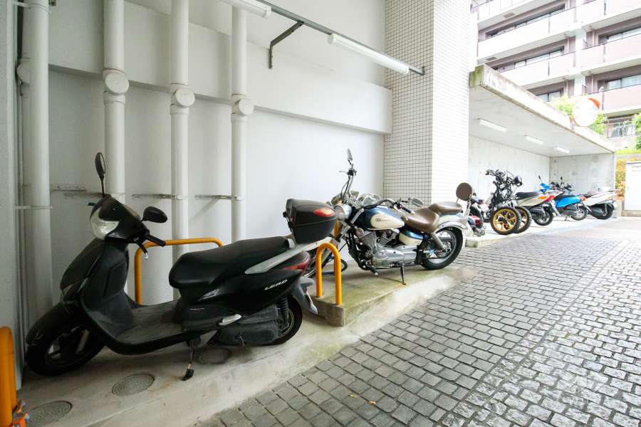バイク置場