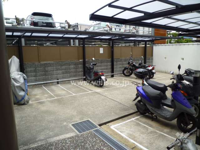 バイク置き場