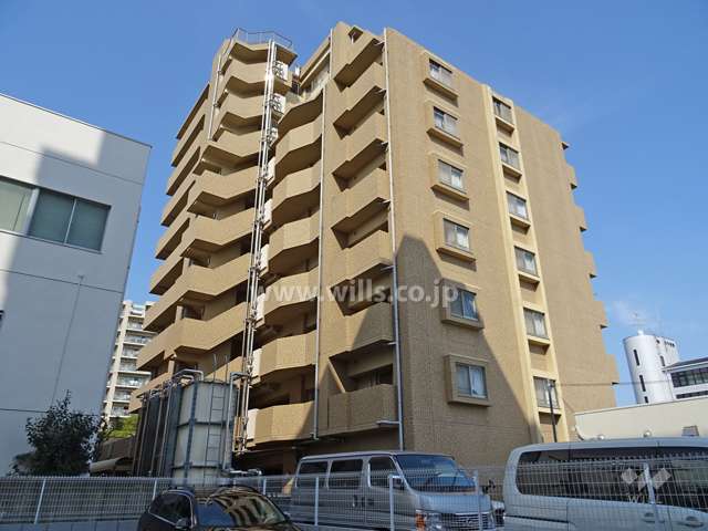 ネバーランドラルジュ江坂弐番館の外観（南西側から）