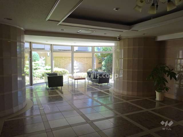 エントランスホール