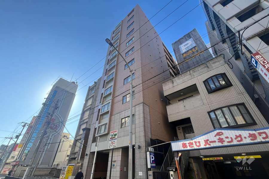 ブルグリンコート吹田駅前の外観（北東側から）