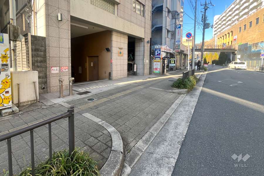 駐車場の出入口