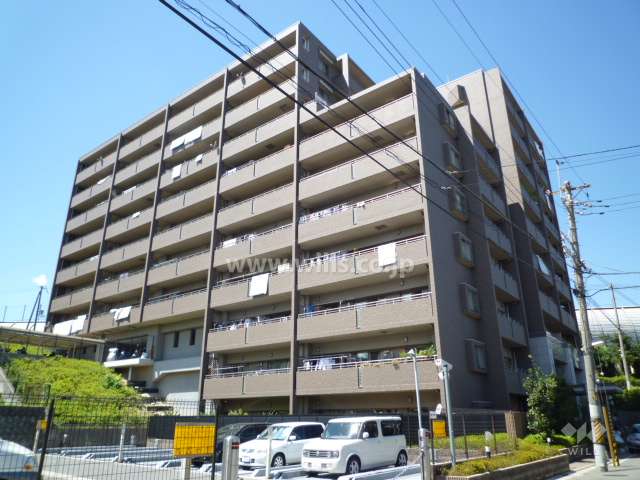 シャリエ吹田のぞみが丘の外観（南東側から）