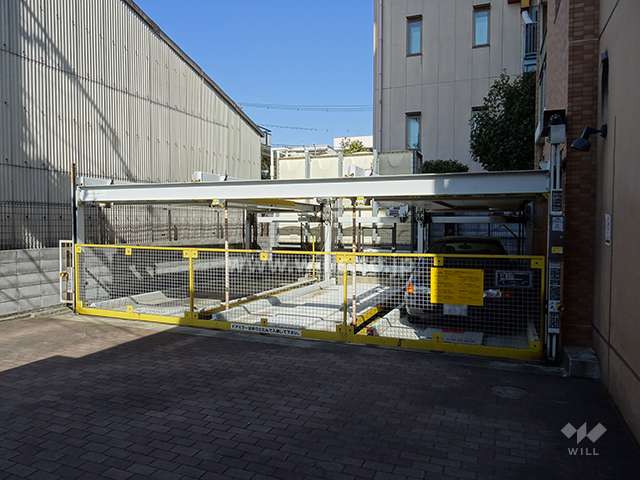 敷地内機械式駐車場