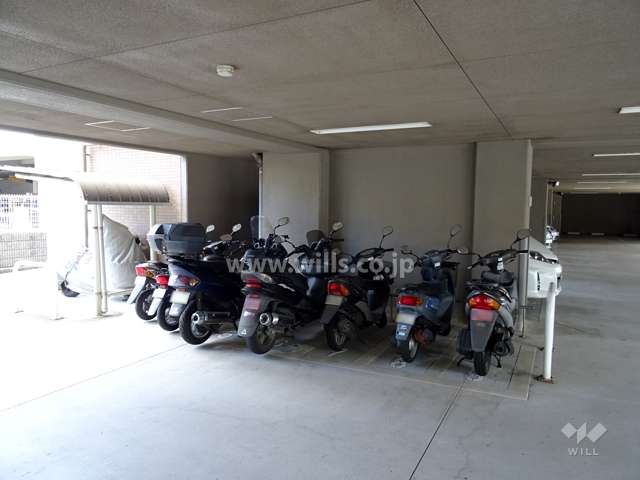 バイク置場