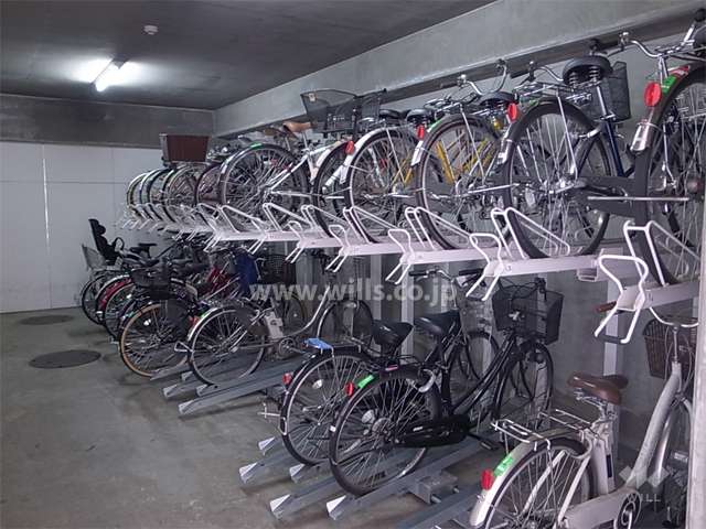 駐輪場（屋内）