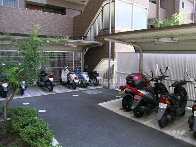 バイク置き場