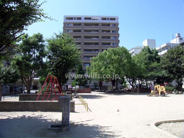 敷地の東側には『江の木公園』があります。