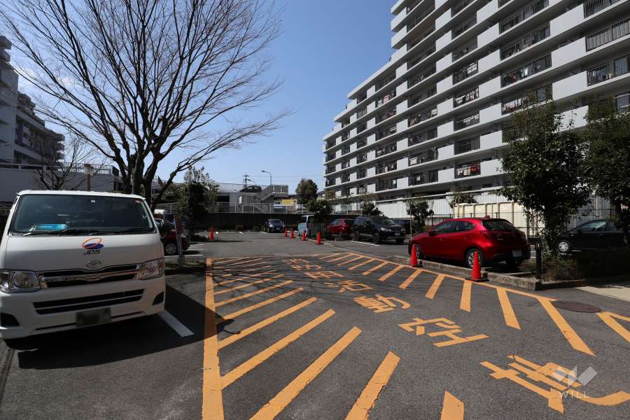 敷地内駐車場（屋外平面式）