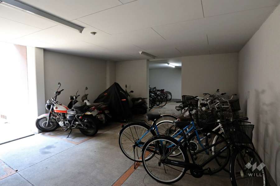 駐輪場、バイク置場