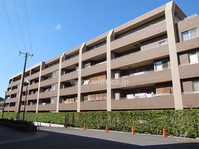 メロディーハイム北千里古江台壱番館の外観（南東側から）