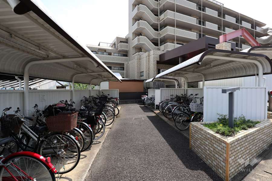 駐輪場、バイク置場