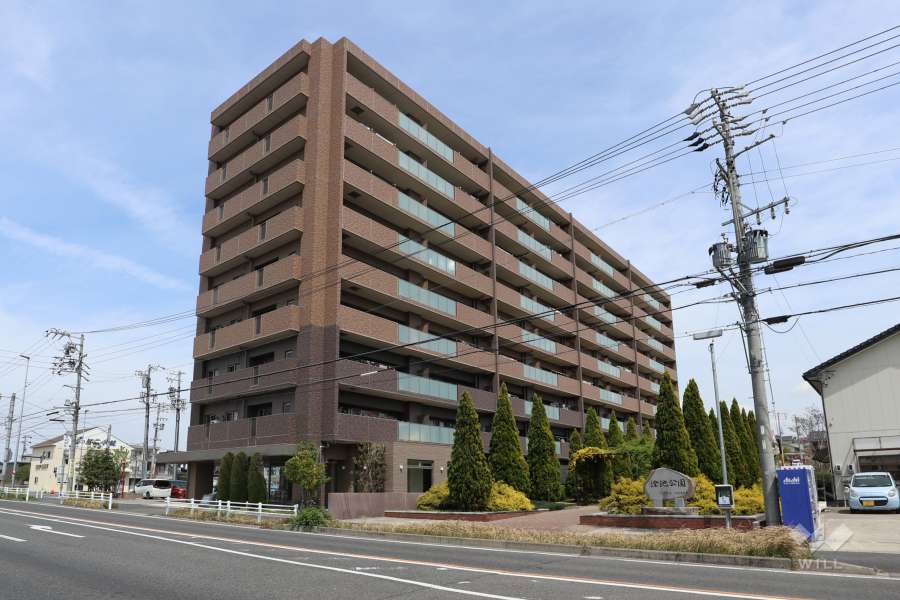ライオンズ大府パークガーデンの外観（南西側から）