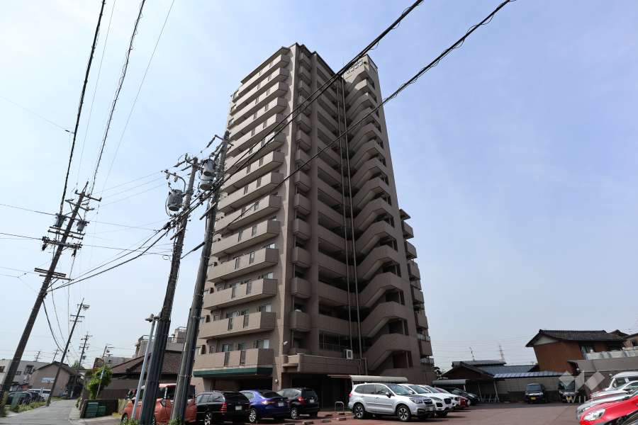 ライオンズシティ大府駅前の外観（北東側から）