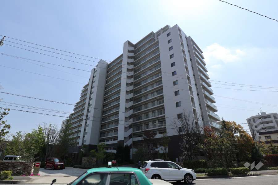 グランフォーリアの外観（北西側から）