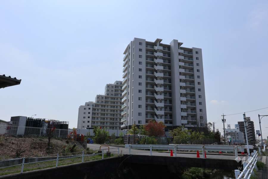 グランフォーリアの外観（北東側から）