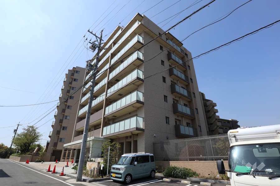 サンメゾン共和ヒルズアベニューの外観（北東側から）